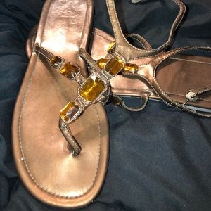 Topaz thongs